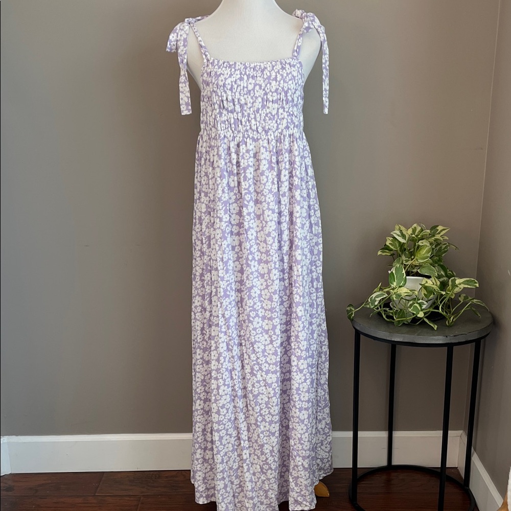 Listicle Lavender Floral Maxi Dress with White Flowers
